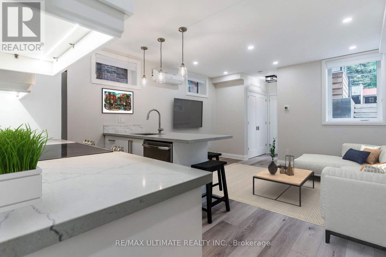 Bsmt - 29 Brookmount Road, Toronto, Ontario  M4L 3M9 - Photo 8 - E12434410