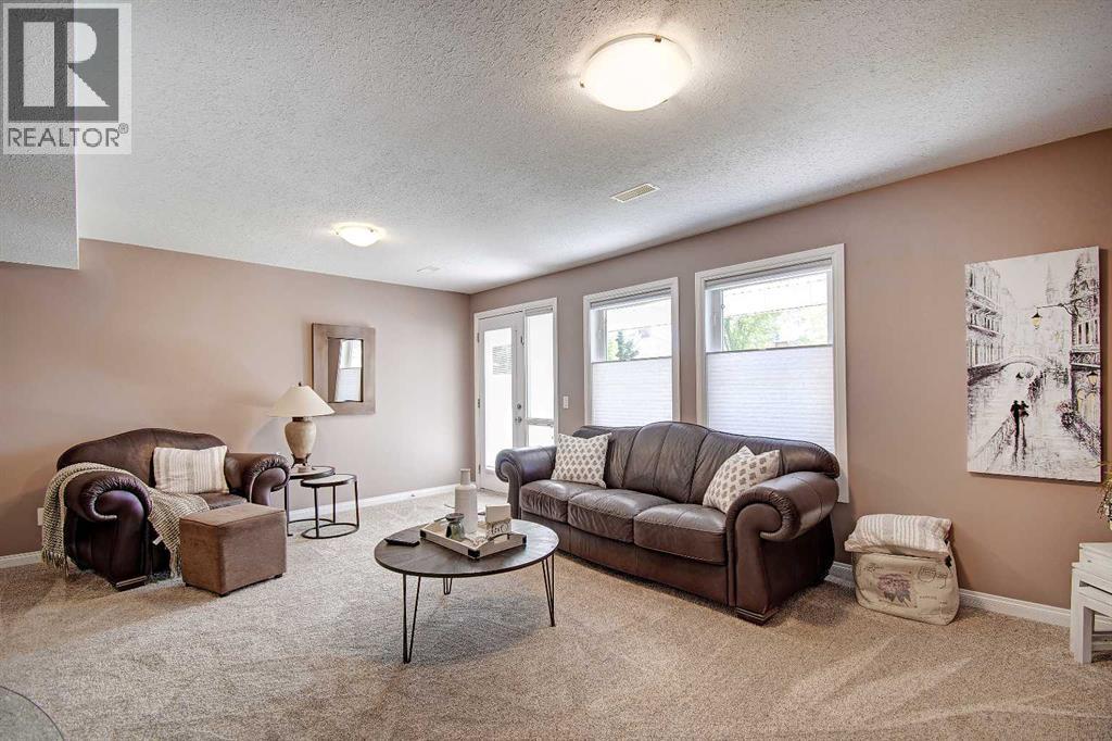 155 Royal Manor Nw, Calgary, Alberta  T3G 0A6 - Photo 29 - A2259518