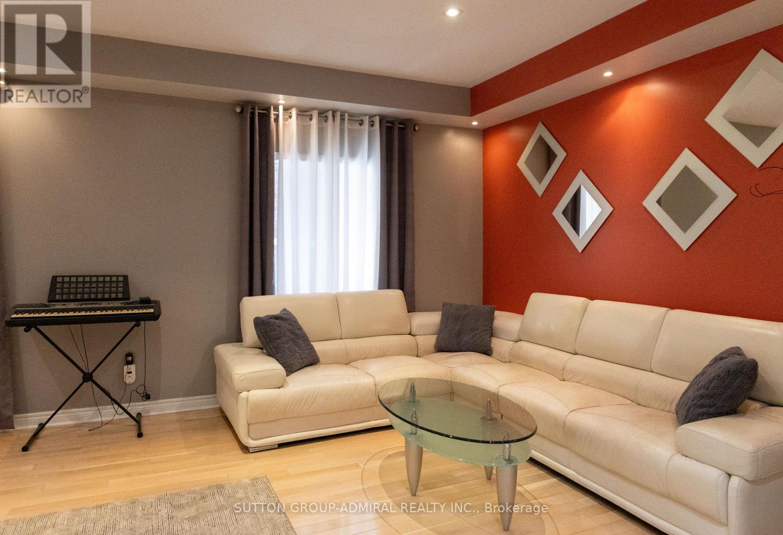63 Vivaldi Drive, Vaughan, Ontario  L4J 8Z4 - Photo 11 - N12416222