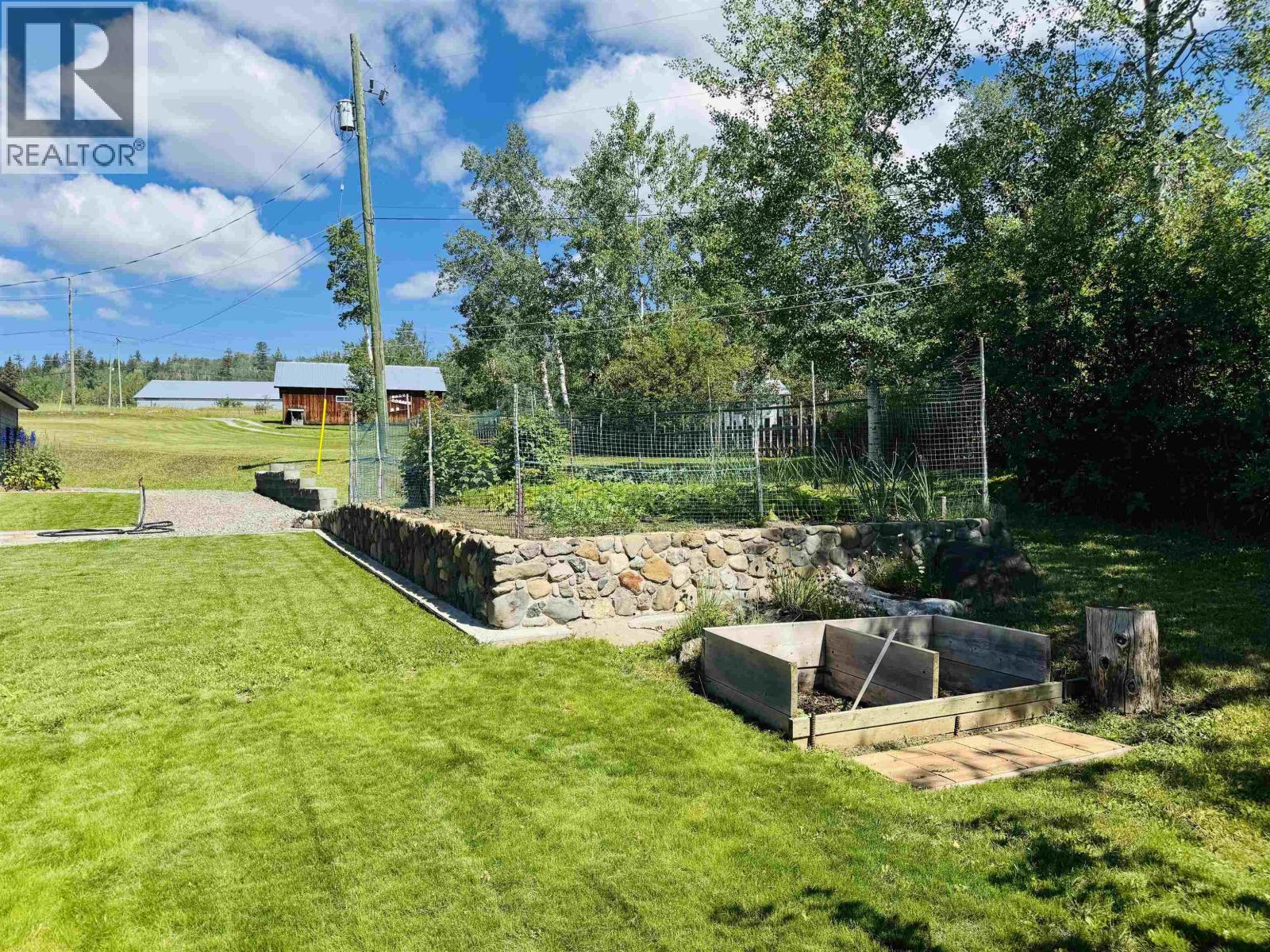 3722 Carson Road, 150 Mile House, British Columbia  V0K 2G0 - Photo 40 - R3003947