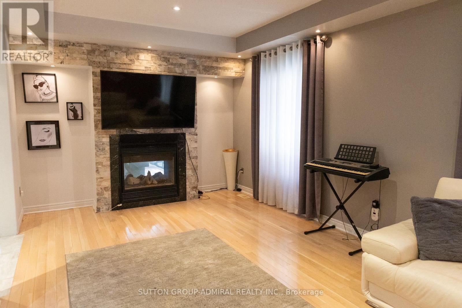 63 Vivaldi Drive, Vaughan, Ontario  L4J 8Z4 - Photo 33 - N12416222
