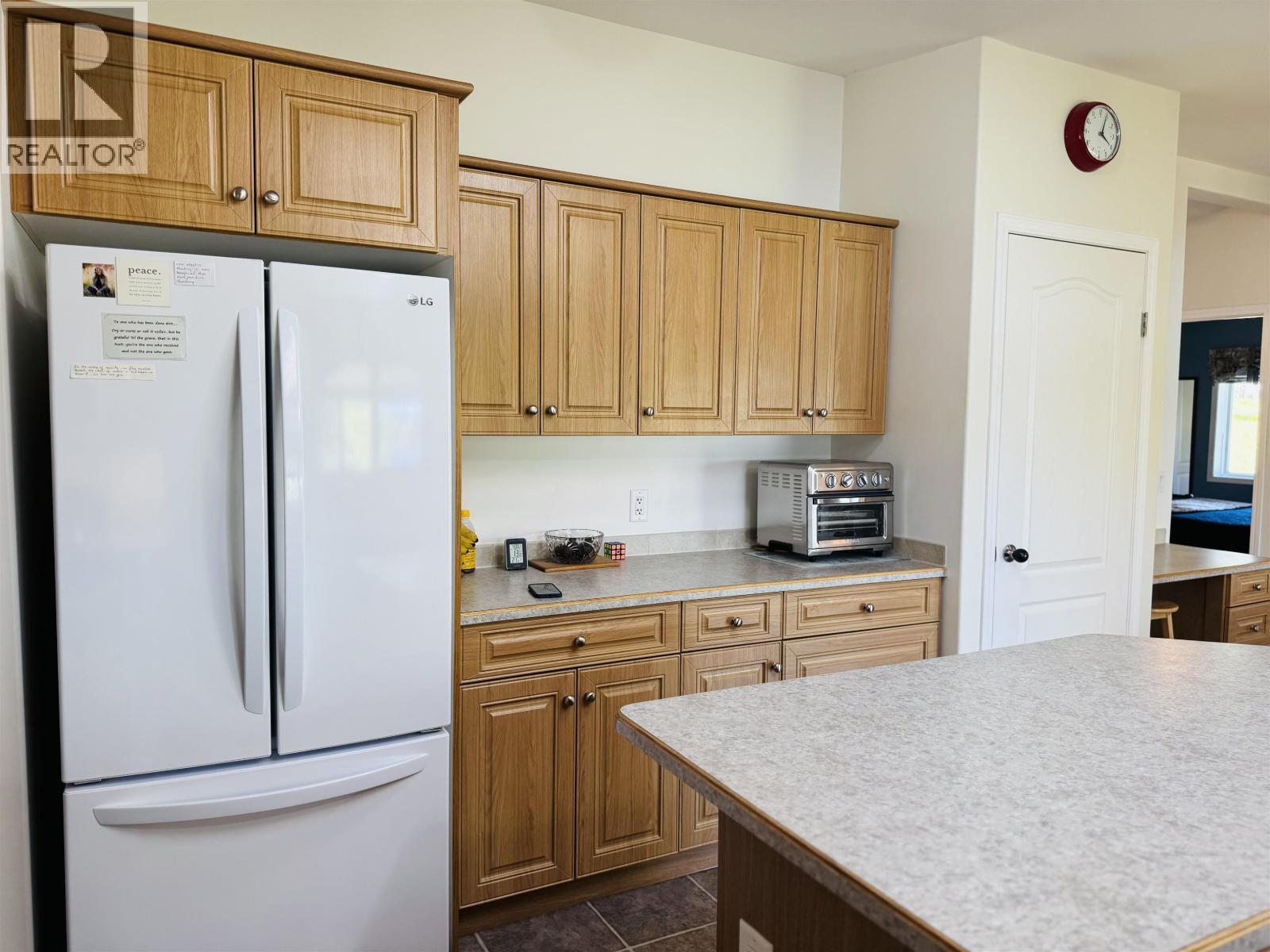 3722 Carson Road, 150 Mile House, British Columbia  V0K 2G0 - Photo 14 - R3003947