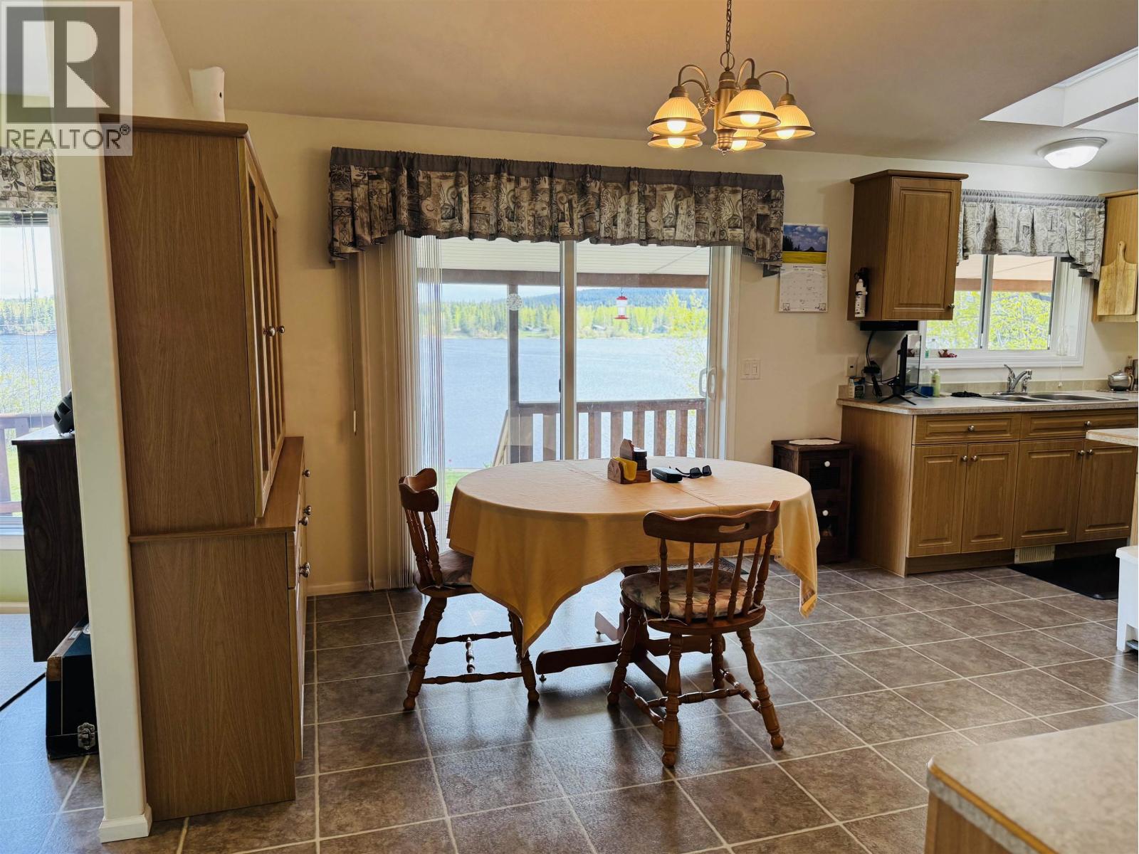 3722 Carson Road, 150 Mile House, British Columbia  V0K 2G0 - Photo 20 - R3003947