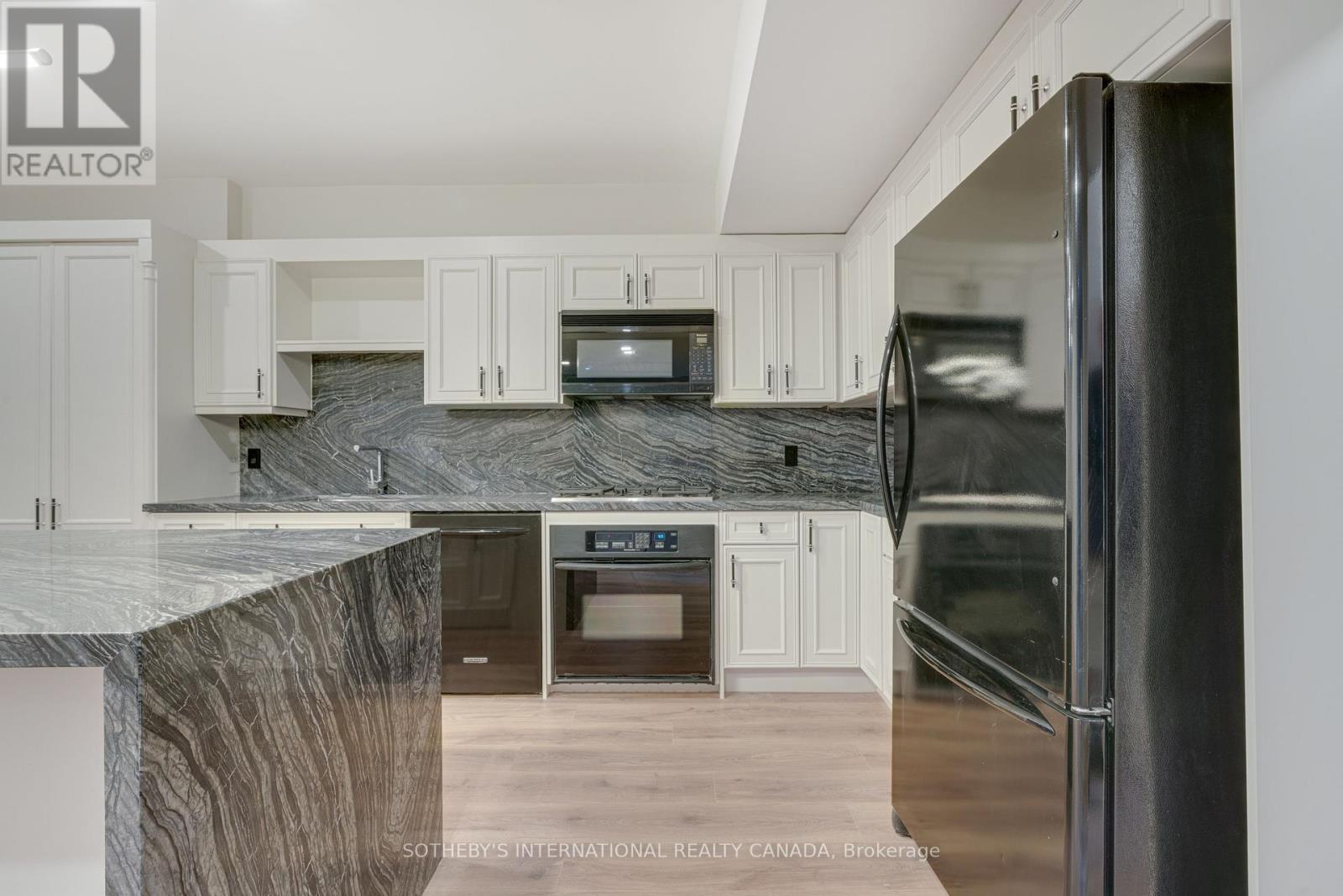 85 Cowan Drive, Vaughan, Ontario  L4L 7H4 - Photo 32 - N12433562
