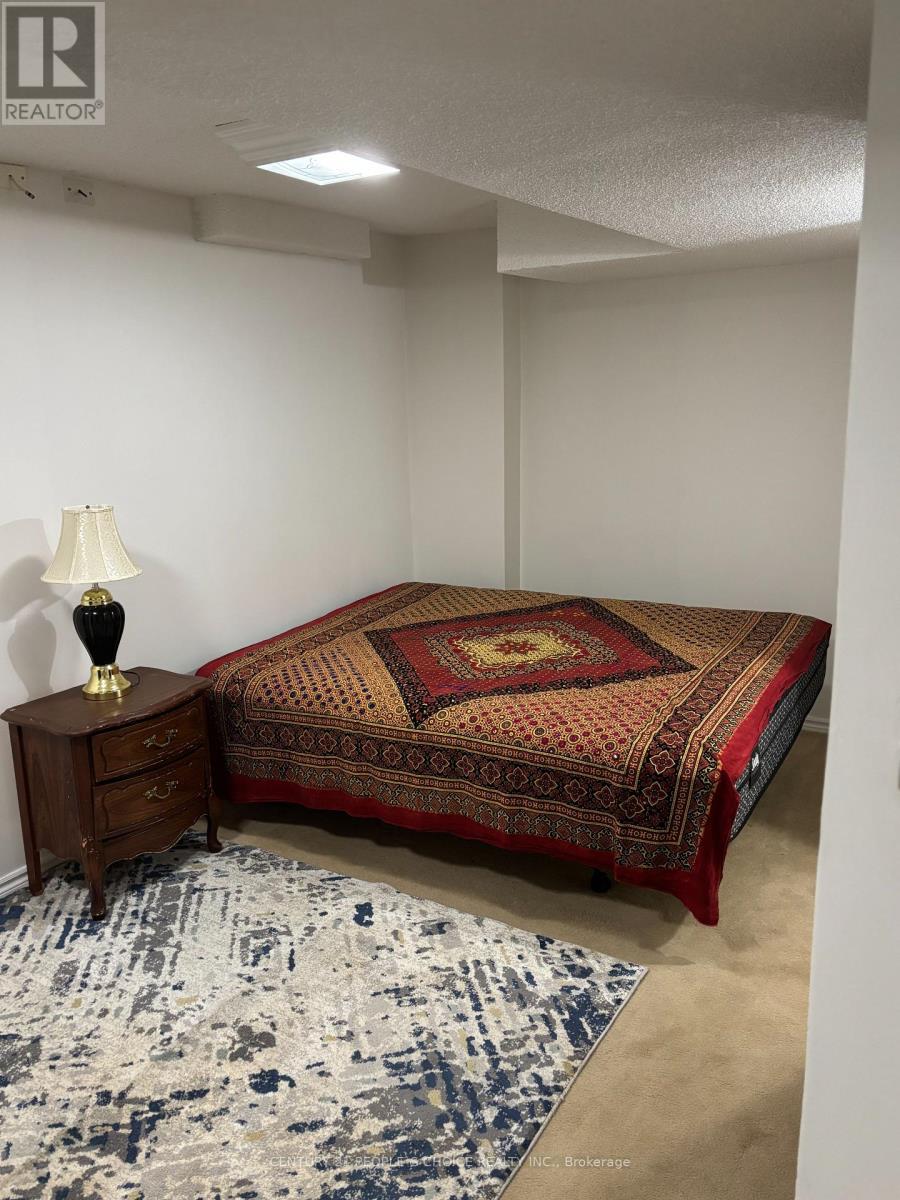 Bsmt - 203 Drinkwater Road, Brampton, Ontario  L6Y 4Z3 - Photo 8 - W12445768
