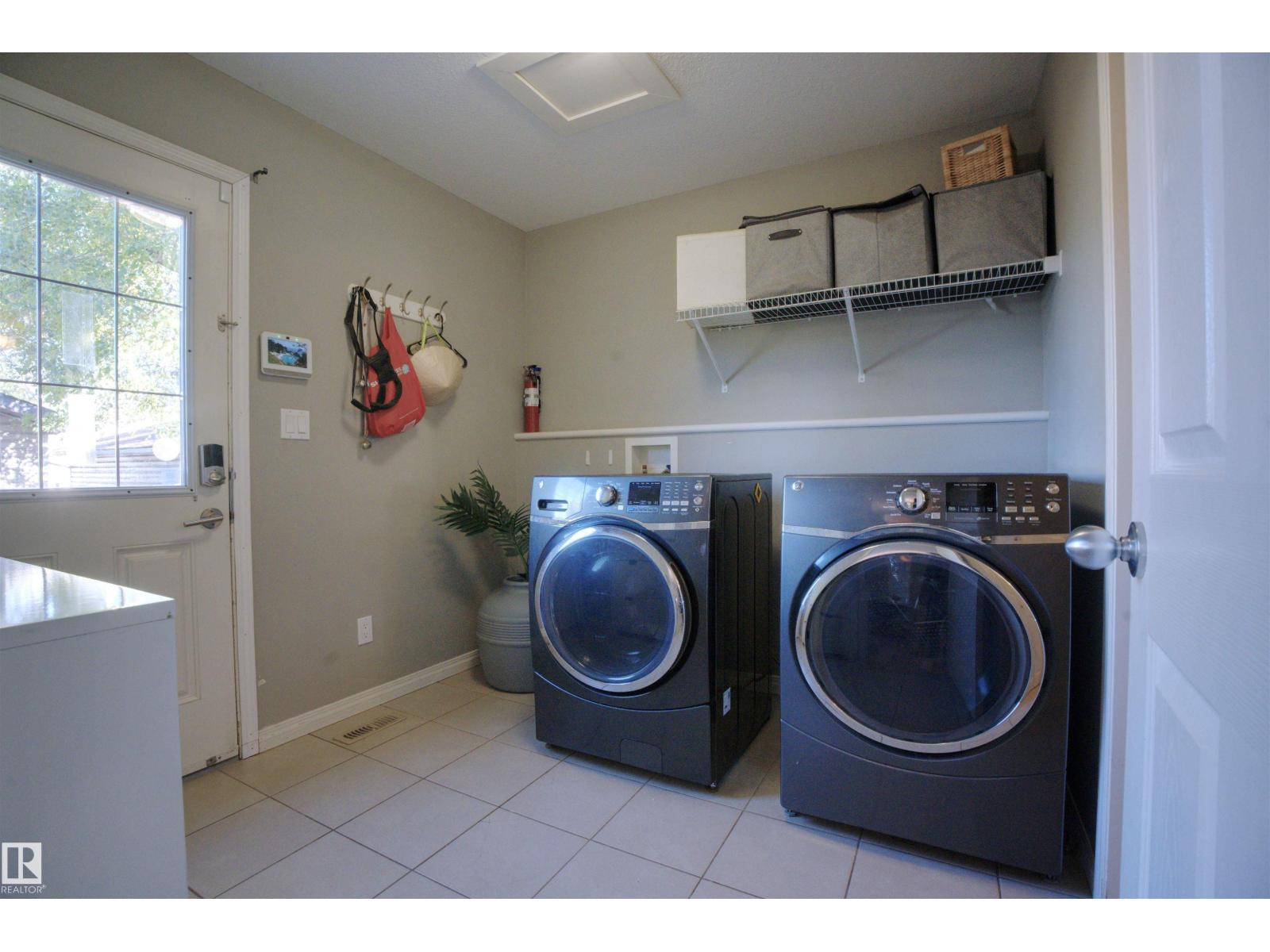 9328 107 Av Nw, Edmonton, Alberta  T5H 0T5 - Photo 19 - E4461024
