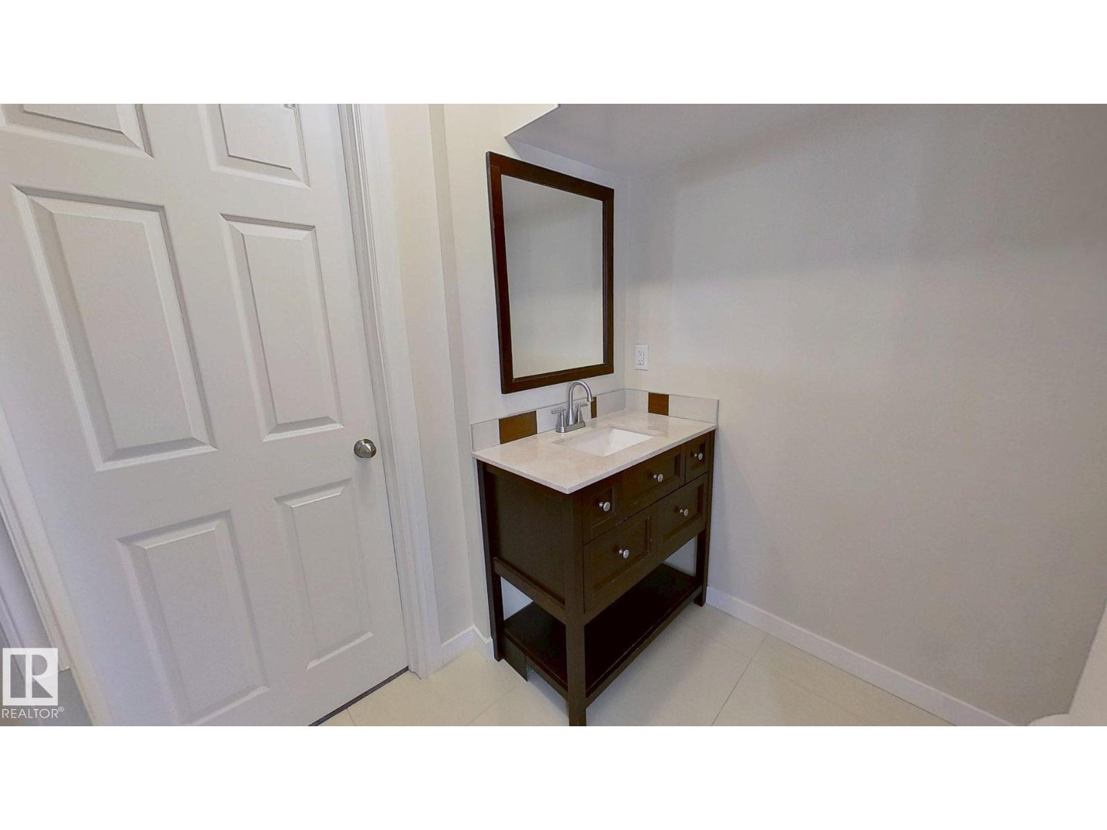 15 Northwoods Vg Nw, Edmonton, Alberta  T5X 1X2 - Photo 10 - E4461025