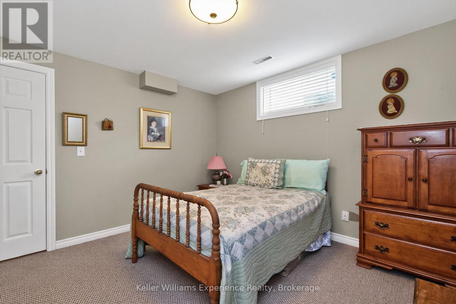 79 Sun King Crescent, Barrie, Ontario  L4M 7K4 - Photo 13 - S12447625