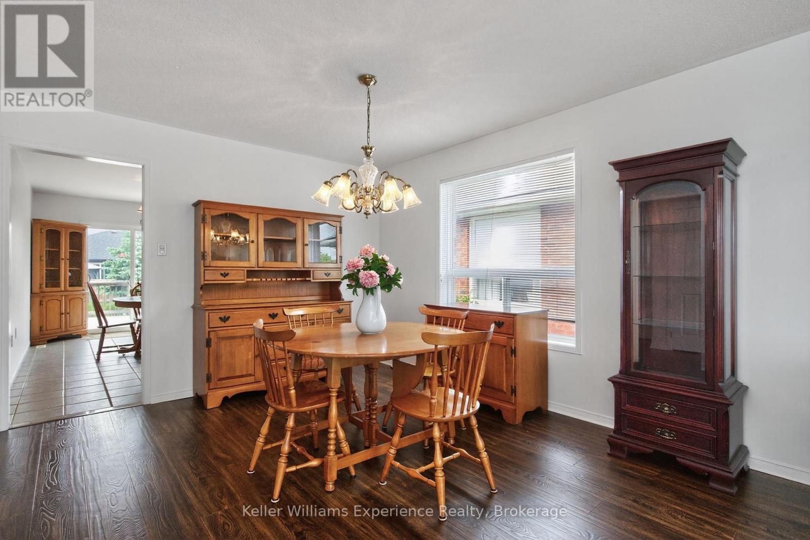 79 Sun King Crescent, Barrie, Ontario  L4M 7K4 - Photo 4 - S12447625