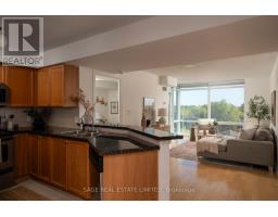 606 - 3830 BATHURST STREET, Toronto, Ontario
