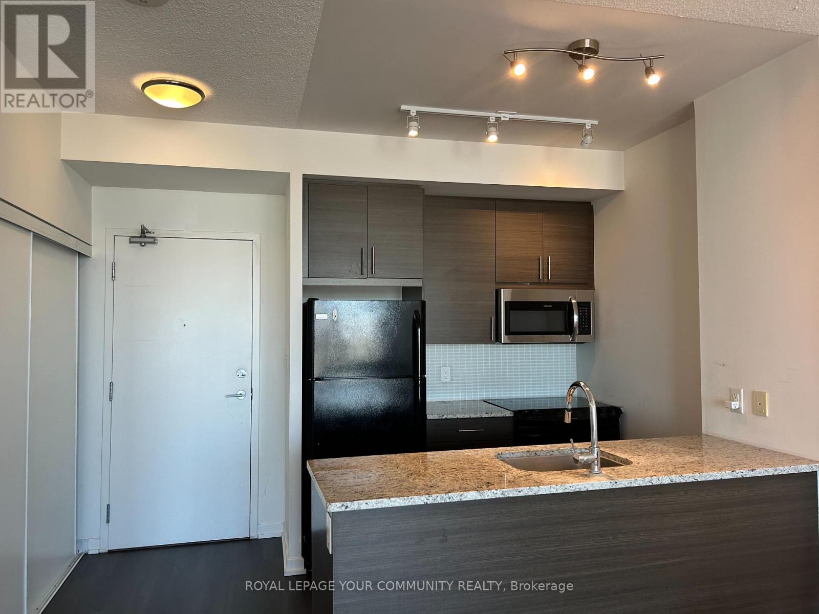 2211 - 70 Forest Manor Road, Toronto, Ontario  M2J 0A9 - Photo 6 - C12447544