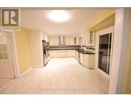 65 FARMSTEAD ROAD, Toronto, Ontario