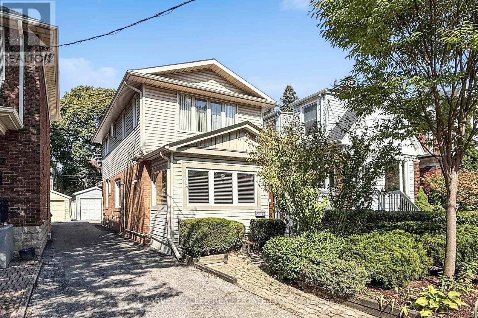 114 Bowood Avenue, Toronto (Lawrence Park North), Ontario  M4N 1Y5 - Photo 2 - C12447581