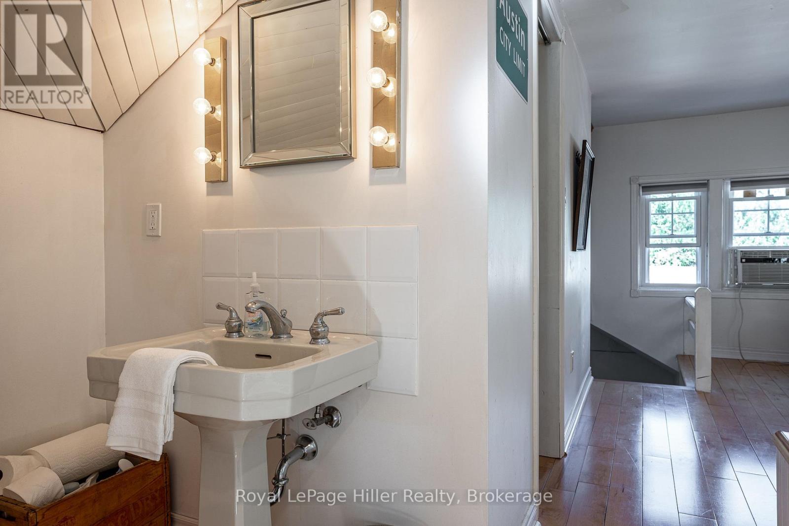 180 Elizabeth Street, Stratford, Ontario  N5A 4Z3 - Photo 34 - X12447588