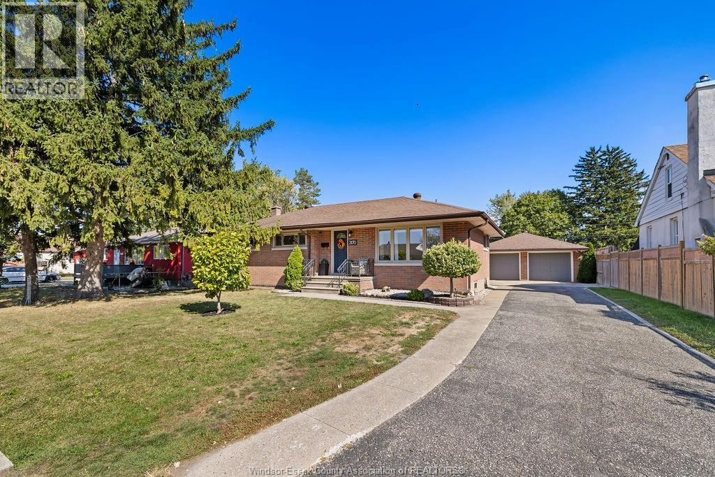 MLS# 25025415: 3170 BLISS, Windsor, Canada