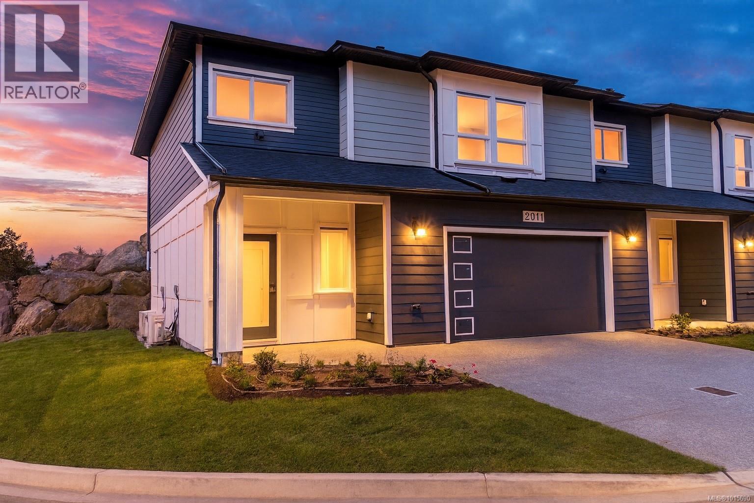 2011 West Park Lane, View Royal, British Columbia
