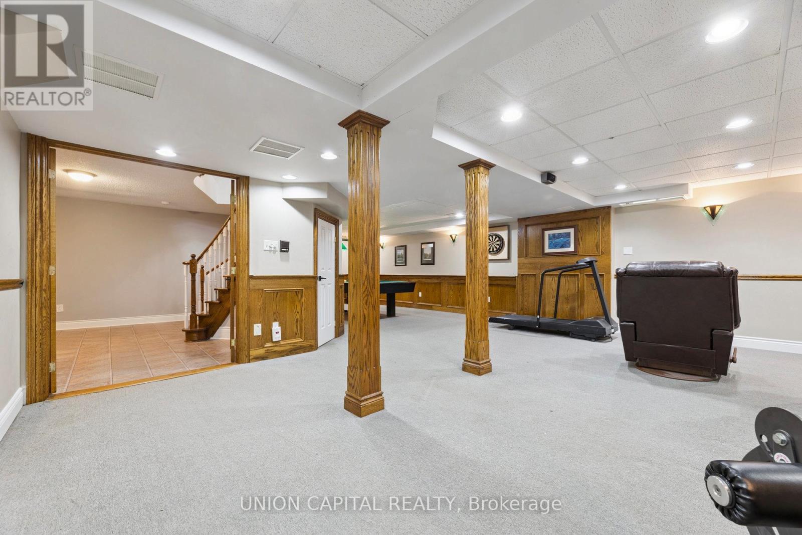 86 Charing Crescent, Aurora, Ontario  L4G 6P5 - Photo 42 - N12444977