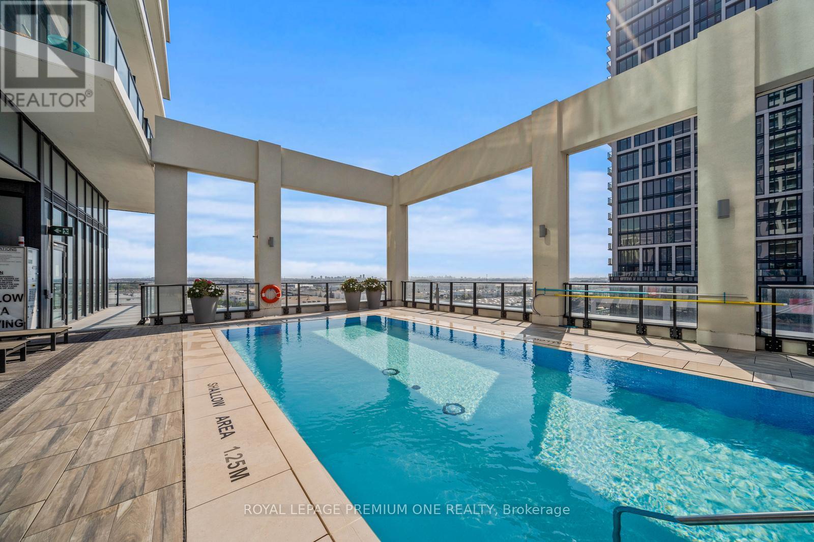 Ph218 - 9000 Jane Street, Vaughan, Ontario  L4K 0M6 - Photo 8 - N12445197