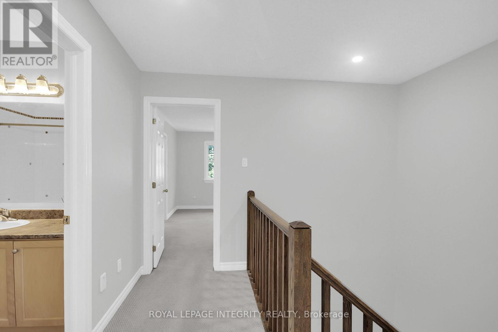105 Shepody Circle, Ottawa, Ontario  K1T 4H9 - Photo 20 - X12447621