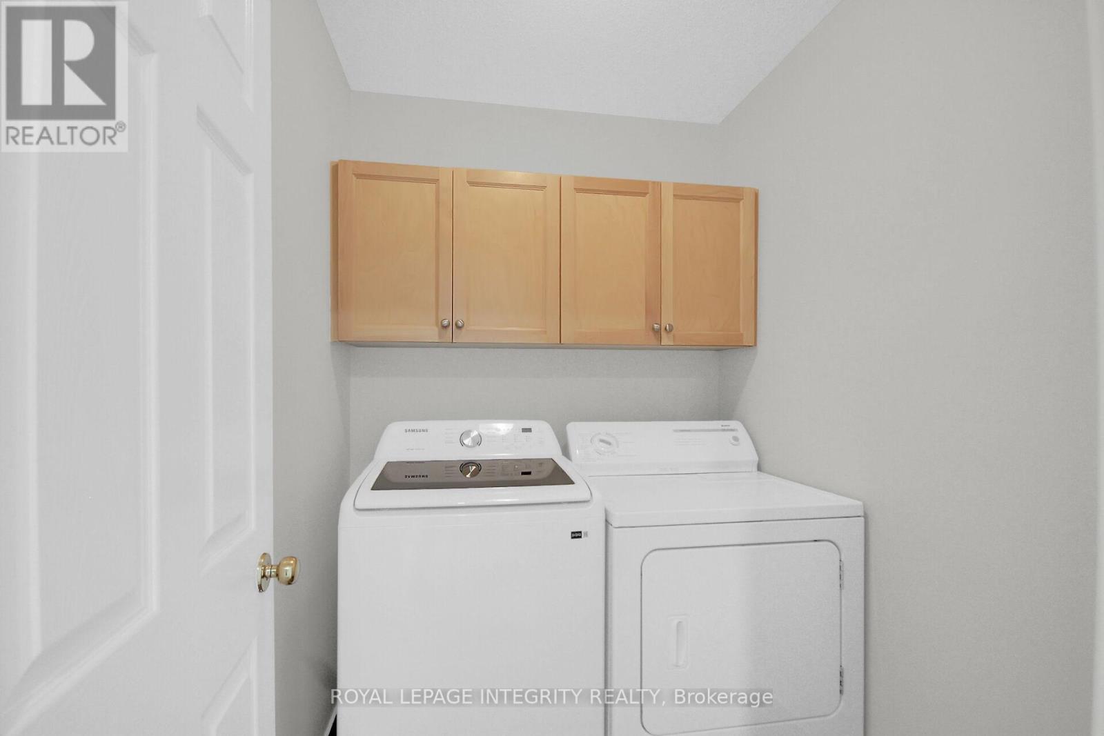 105 Shepody Circle, Ottawa, Ontario  K1T 4H9 - Photo 40 - X12447621