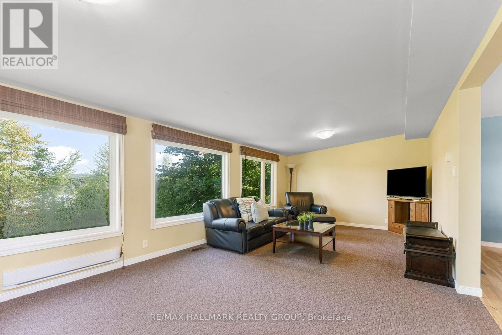 347 Gervais Road, Whitewater Region, Ontario  K0J 2L0 - Photo 9 - X12447626
