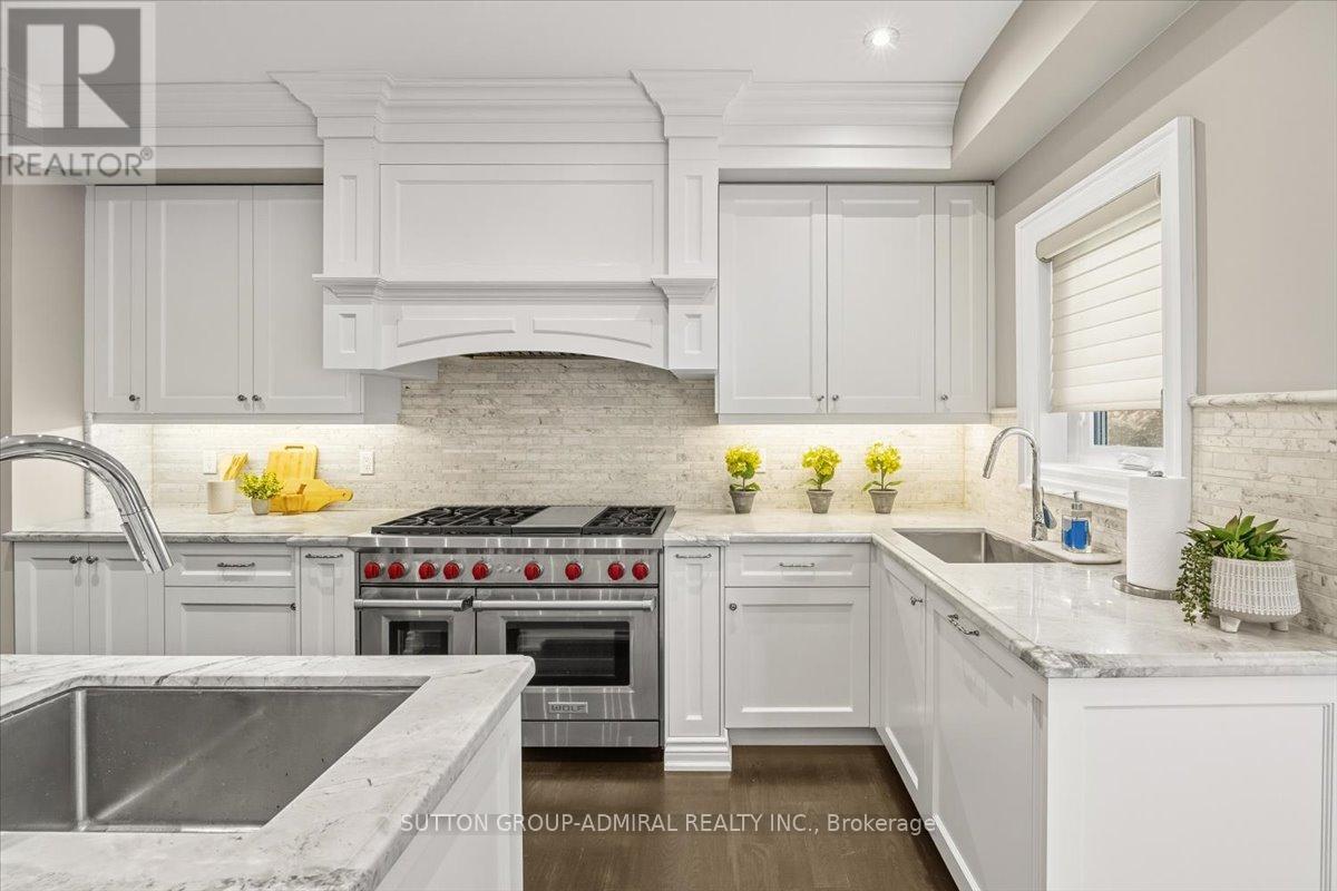 108 Macarthur Drive, Vaughan (Beverley Glen), Ontario  L4J 8J6 - Photo 19 - N12447514