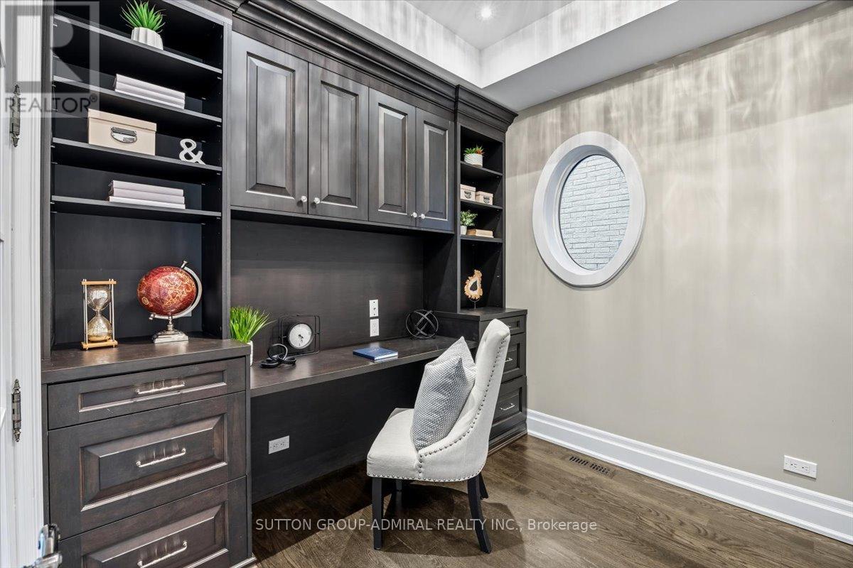 108 Macarthur Drive, Vaughan (Beverley Glen), Ontario  L4J 8J6 - Photo 26 - N12447514