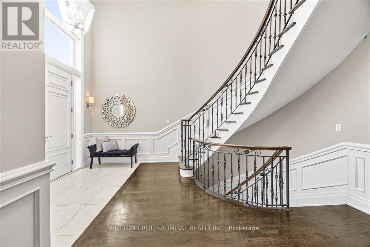 108 Macarthur Drive, Vaughan (Beverley Glen), Ontario  L4J 8J6 - Photo 30 - N12447514