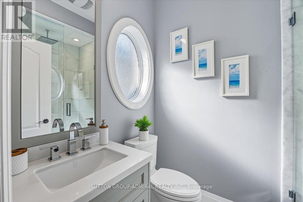 108 Macarthur Drive, Vaughan (Beverley Glen), Ontario  L4J 8J6 - Photo 43 - N12447514