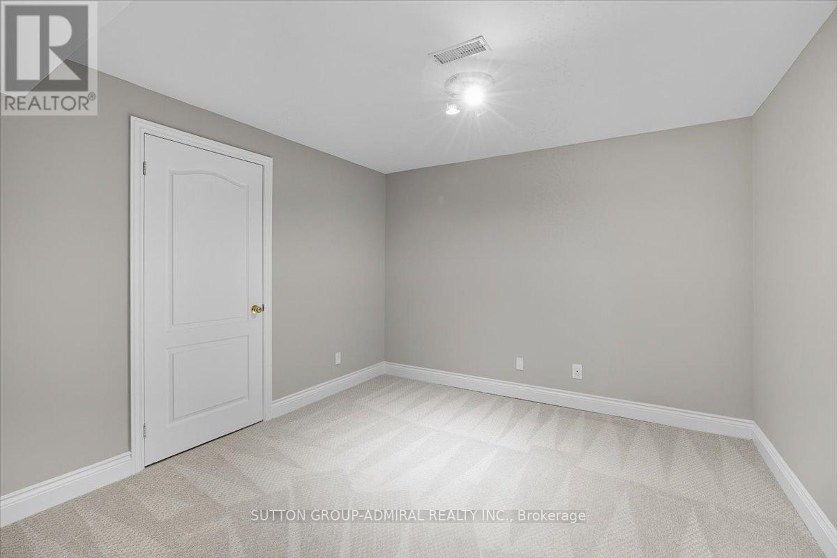 108 Macarthur Drive, Vaughan (Beverley Glen), Ontario  L4J 8J6 - Photo 49 - N12447514