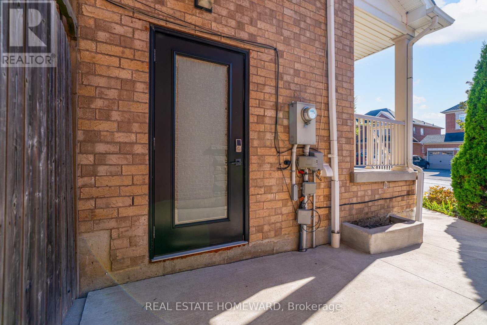 8 Ozner Crescent, Vaughan (Vellore Village), Ontario  L4H 0E2 - Photo 30 - N12447540