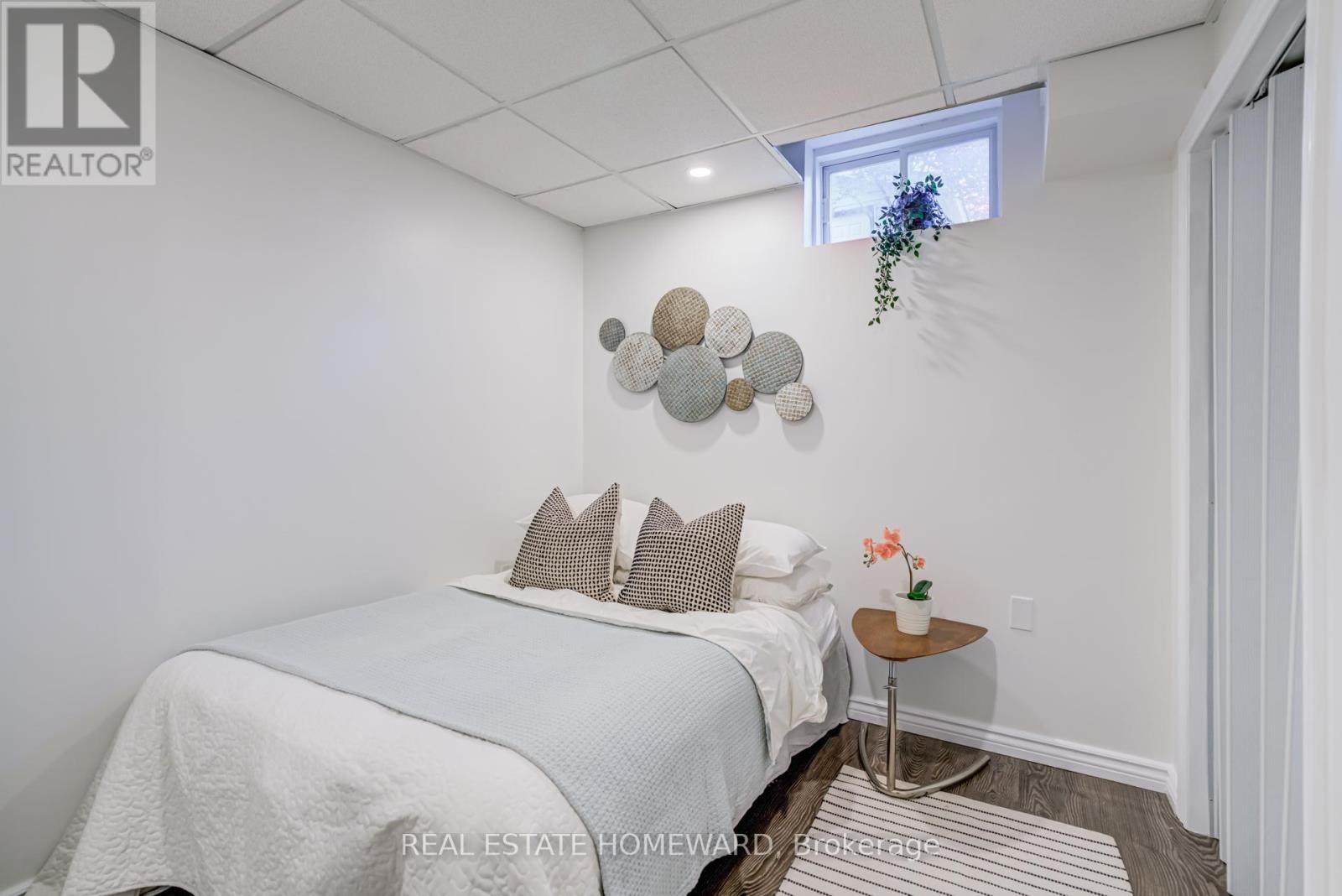 8 Ozner Crescent, Vaughan (Vellore Village), Ontario  L4H 0E2 - Photo 39 - N12447540
