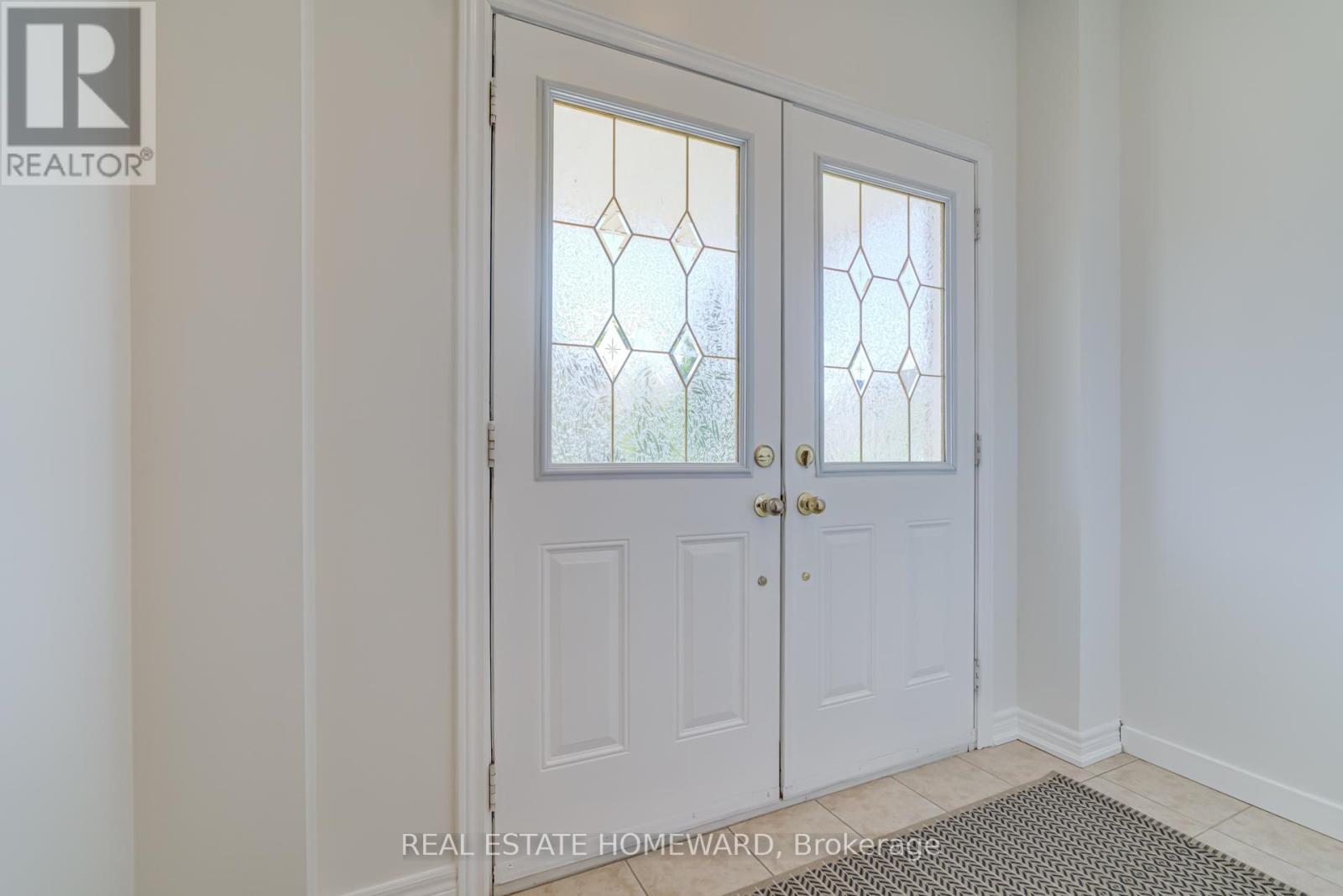 8 Ozner Crescent, Vaughan (Vellore Village), Ontario  L4H 0E2 - Photo 6 - N12447540
