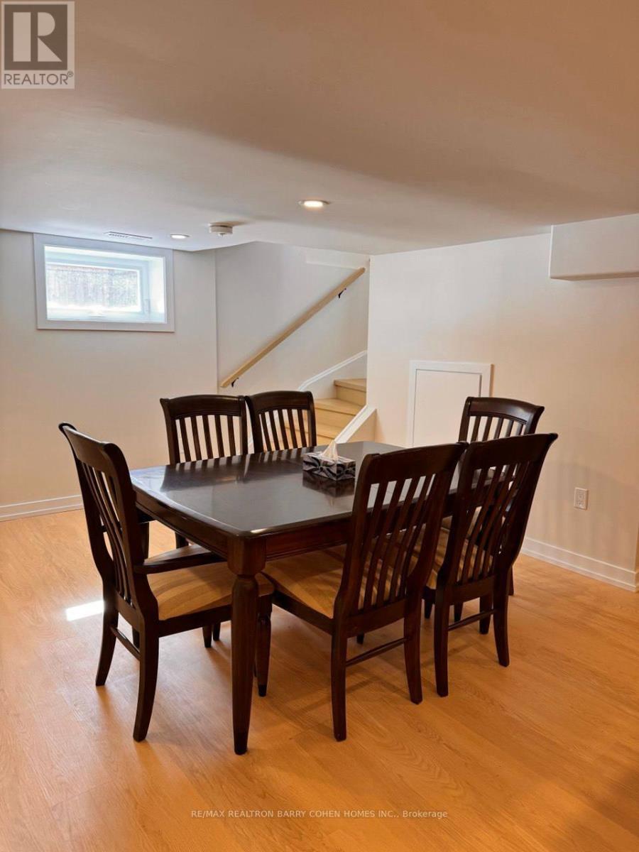 31 Kennedy Street W, Aurora, Ontario  L4G 2L6 - Photo 3 - N12447565