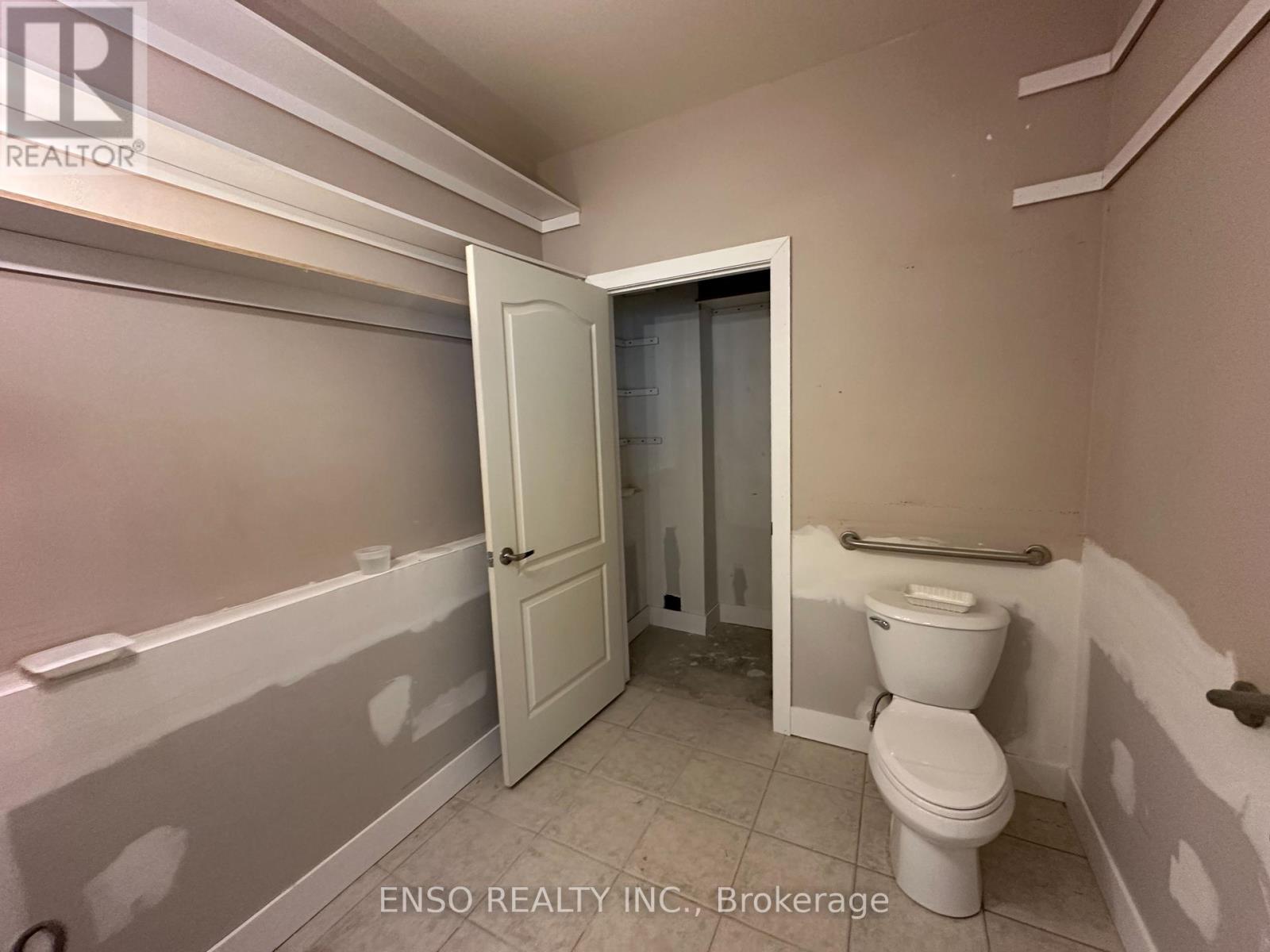 32 Cathedral High Street, Markham, Ontario  L6C 0P2 - Photo 7 - N12447570