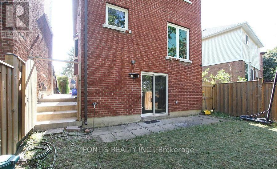72 Sheldrake Court, Brampton, Ontario  L6Y 2W9 - Photo 37 - W12439881