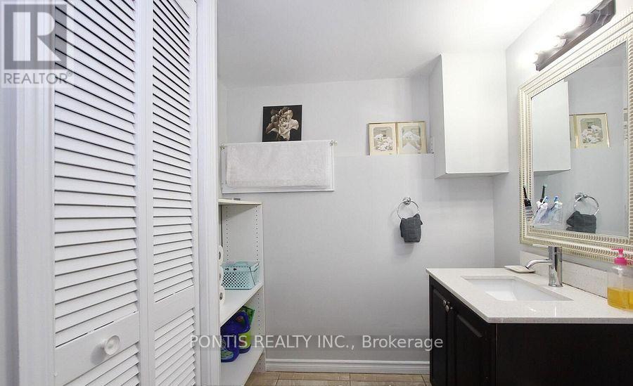 72 Sheldrake Court, Brampton, Ontario  L6Y 2W9 - Photo 34 - W12439881