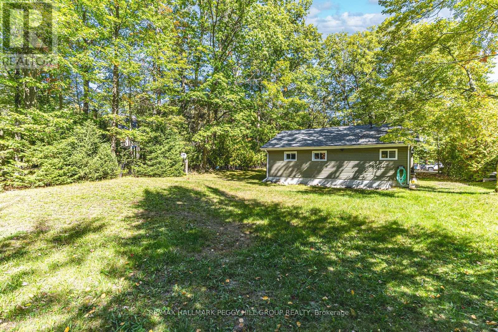 12 Doan Avenue, Tiny, Ontario  L0L 1P0 - Photo 12 - S12447496