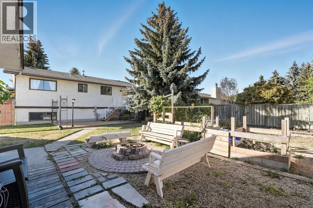 56 Marion Crescent, Red Deer, Alberta  T4R 1N2 - Photo 32 - A2262405
