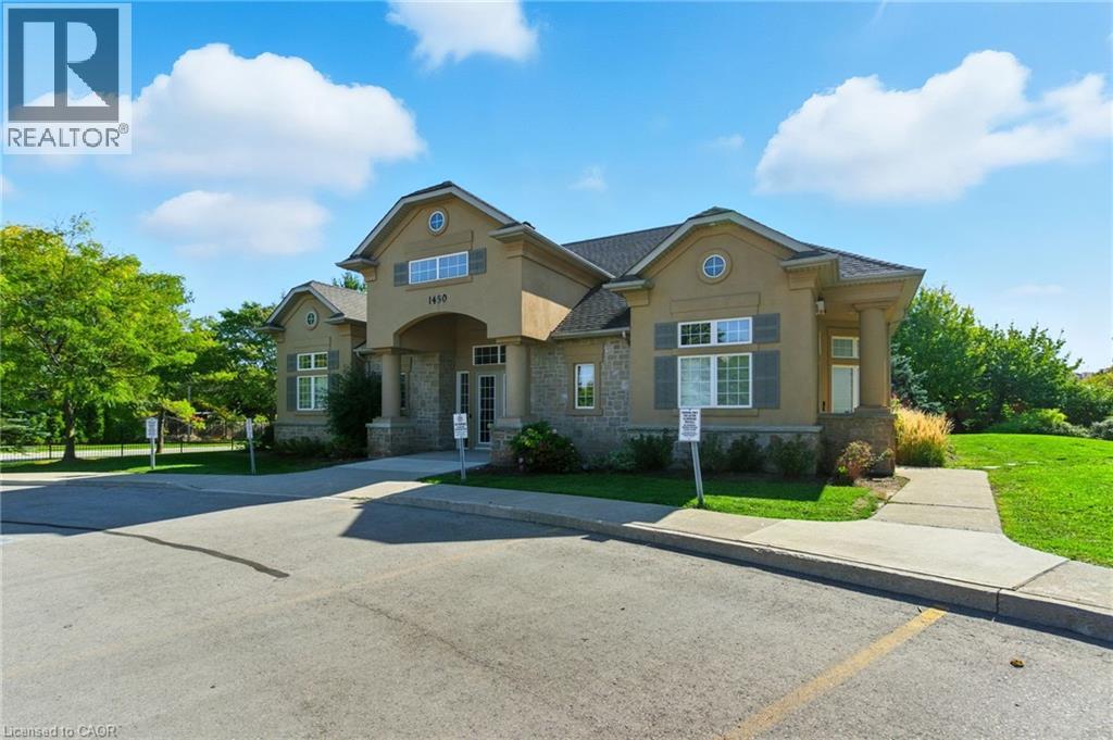 1490 BISHOPS Gate Unit# 305, Oakville, Ontario