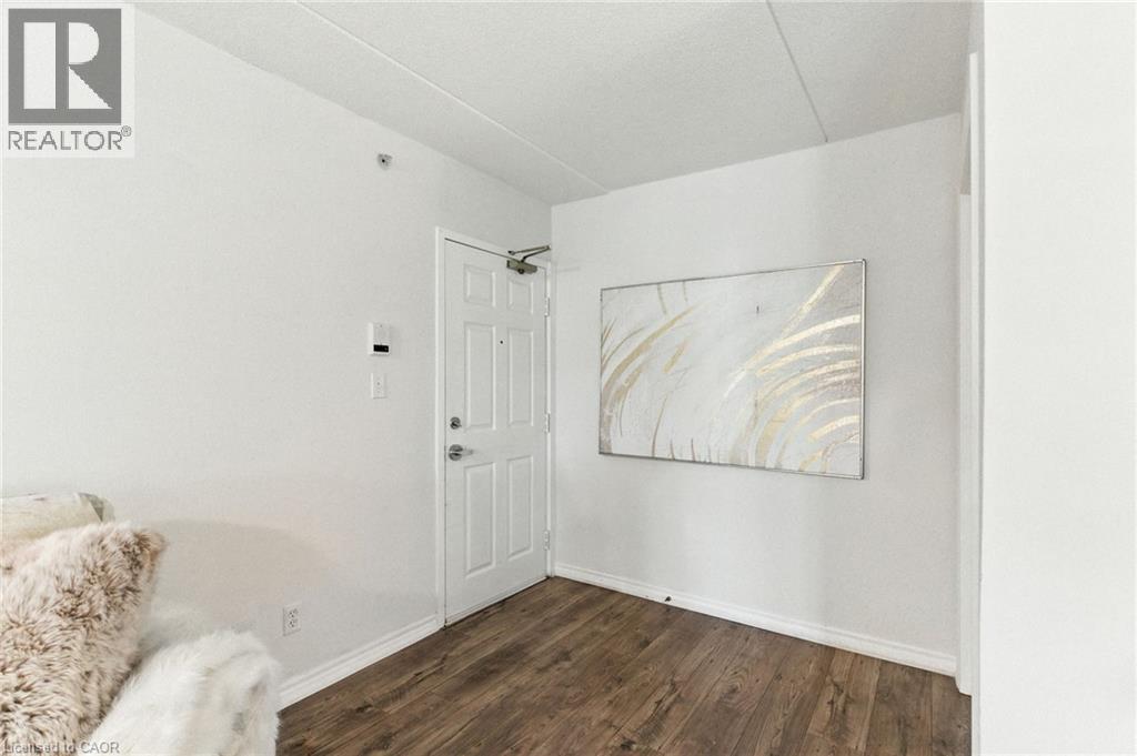 1490 Bishops Gate Unit# 305, Oakville, Ontario  L6M 4N3 - Photo 11 - 40776789