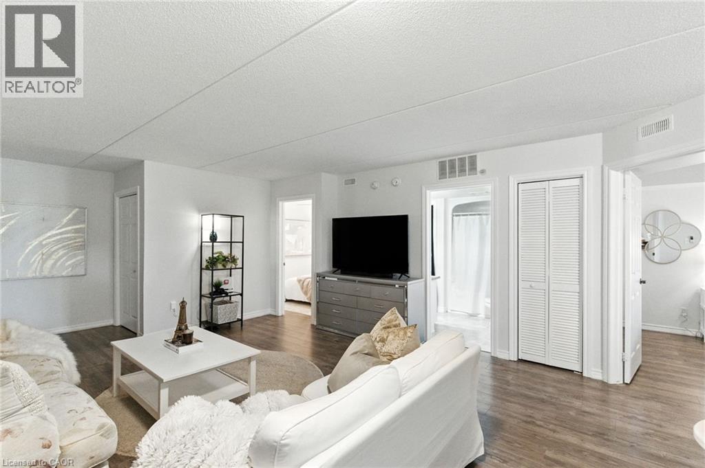 1490 Bishops Gate Unit# 305, Oakville, Ontario  L6M 4N3 - Photo 20 - 40776789