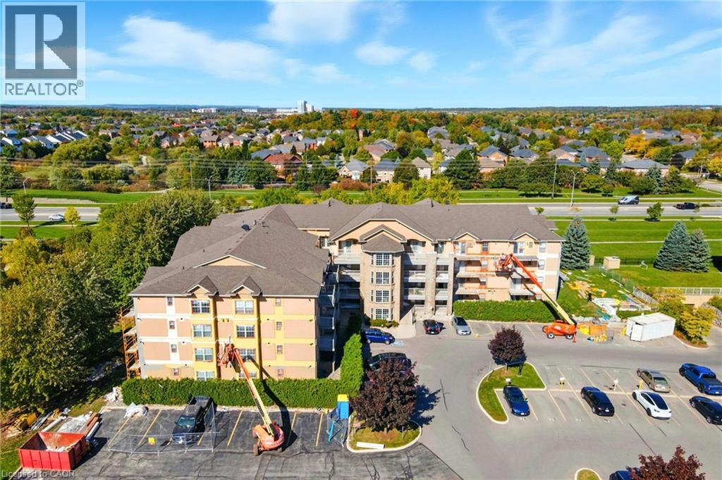1490 Bishops Gate Unit# 305, Oakville, Ontario  L6M 4N3 - Photo 39 - 40776789