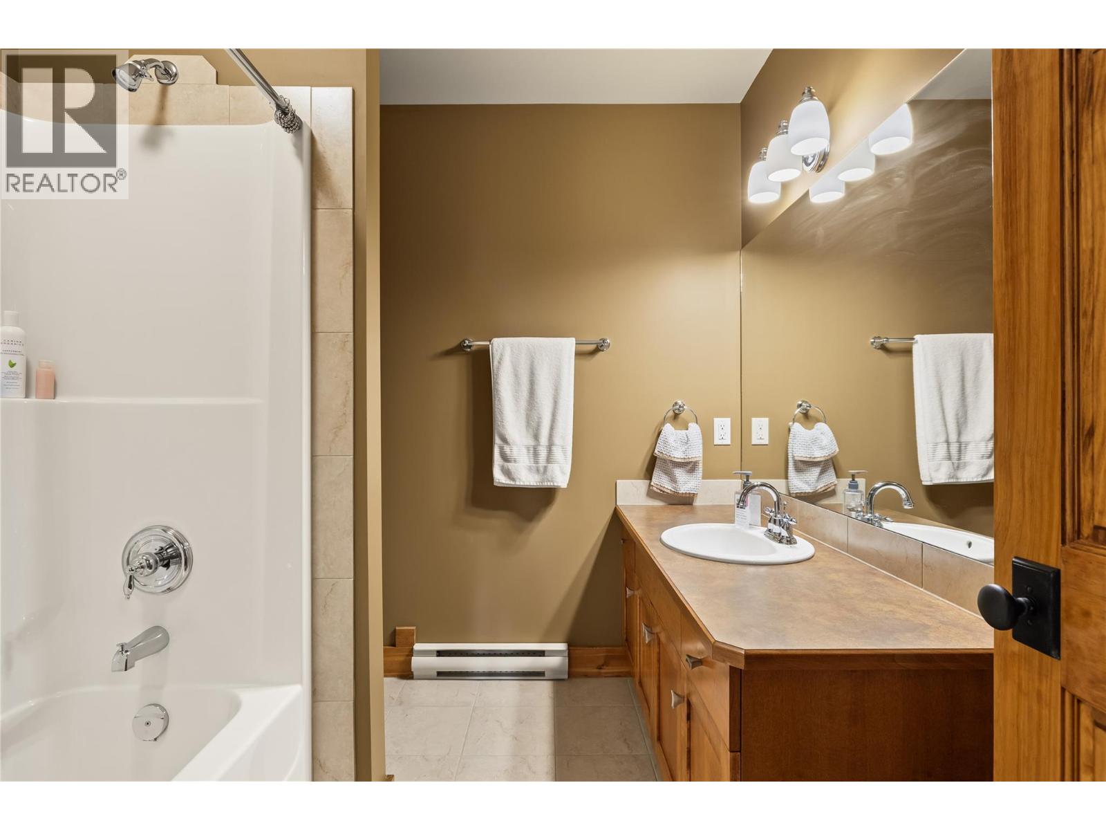 5925 Snow Pines Road Unit# 1, Big White, British Columbia  V1P 1T4 - Photo 24 - 10365069
