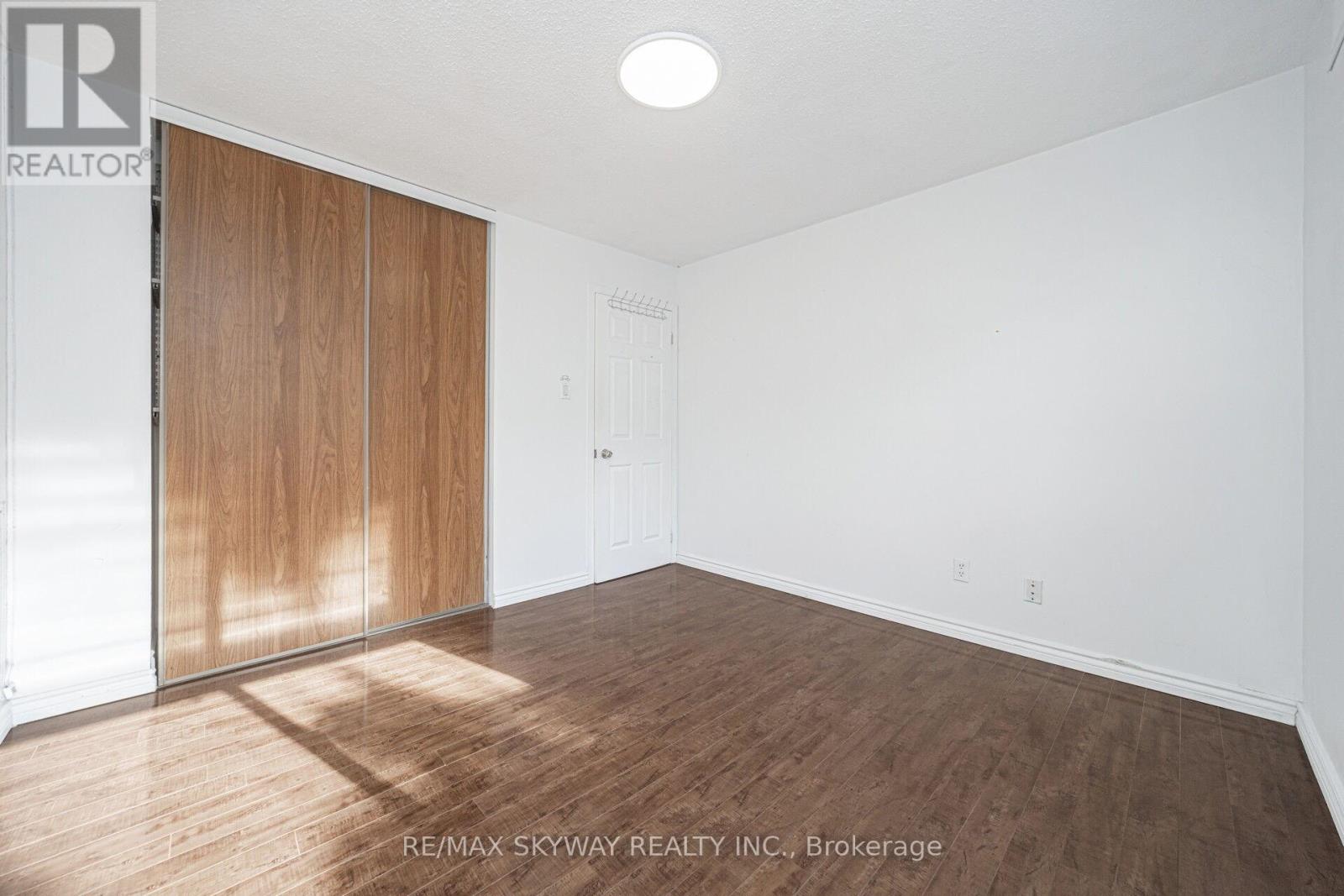 46 Royal Palm Drive, Brampton (Heart Lake East), Ontario  L6Z 1P6 - Photo 20 - W12447515