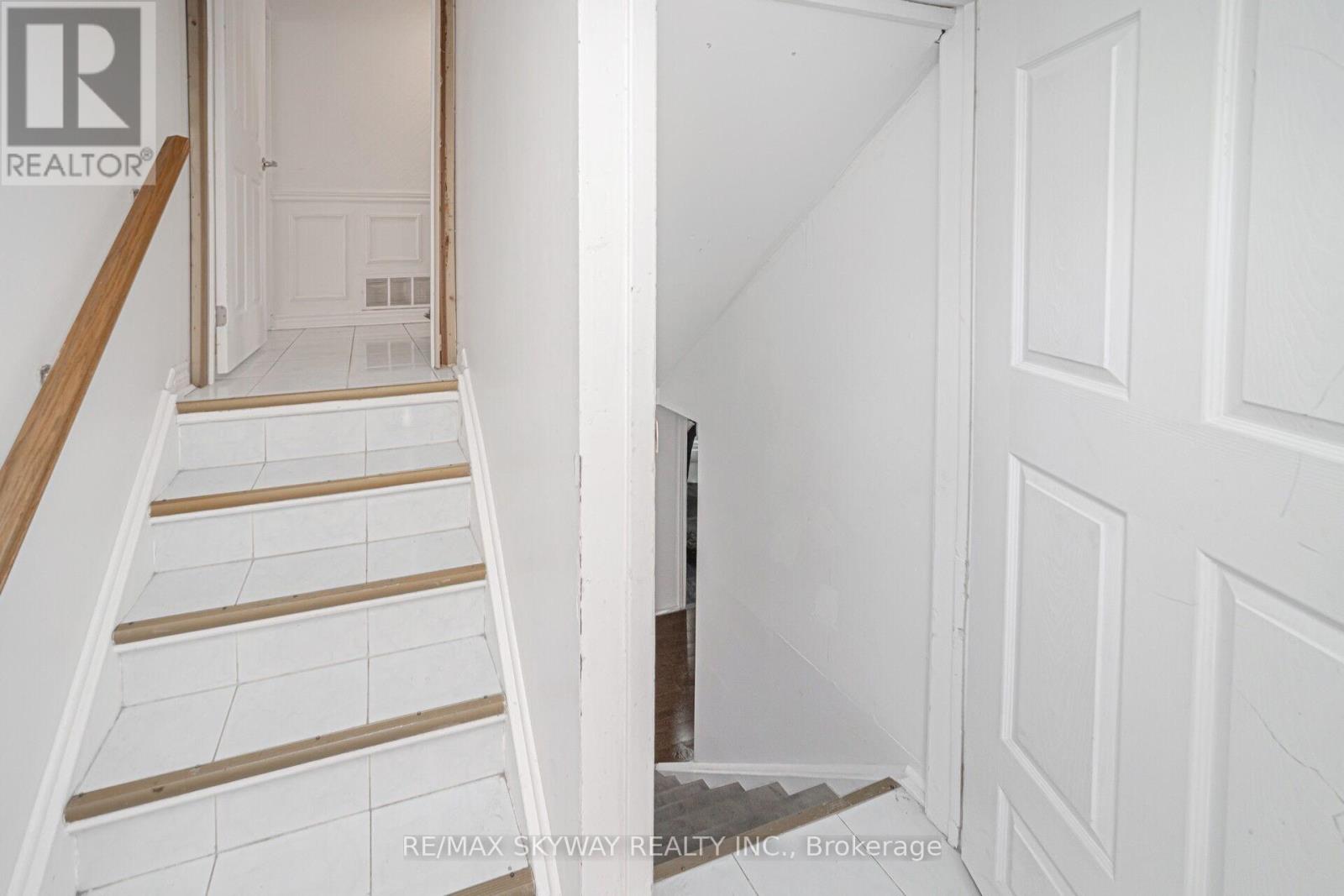 46 Royal Palm Drive, Brampton (Heart Lake East), Ontario  L6Z 1P6 - Photo 28 - W12447515