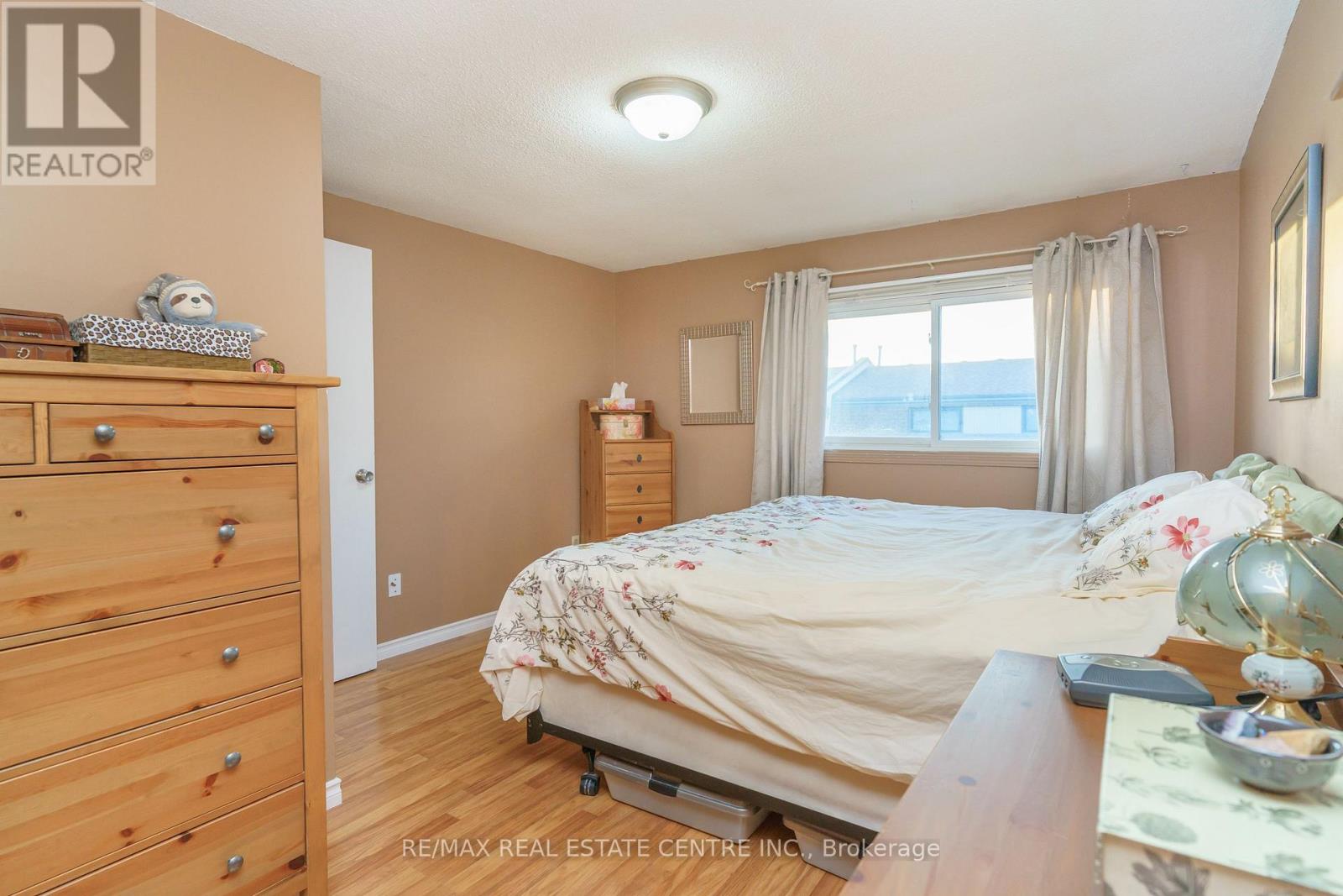 143 - 143 Ashton Crescent, Brampton (Central Park), Ontario  L6S 3J9 - Photo 19 - W12447527