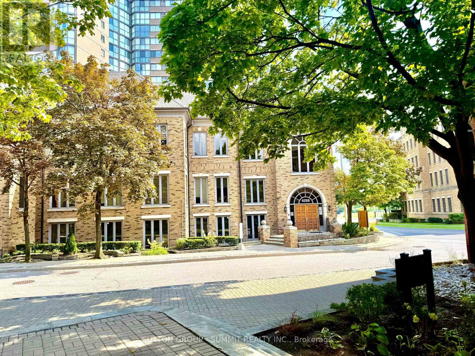 300-4255 SHERWOODTOWNE BOULEVARD, Mississauga, Ontario