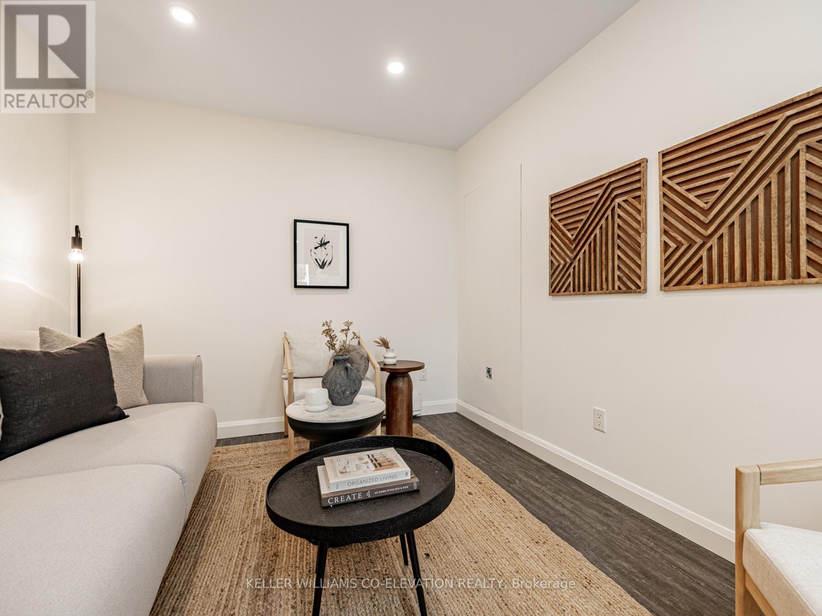 54 Pasadena Gardens, Toronto (Lambton Baby Point), Ontario  M6S 4R5 - Photo 25 - W12447562