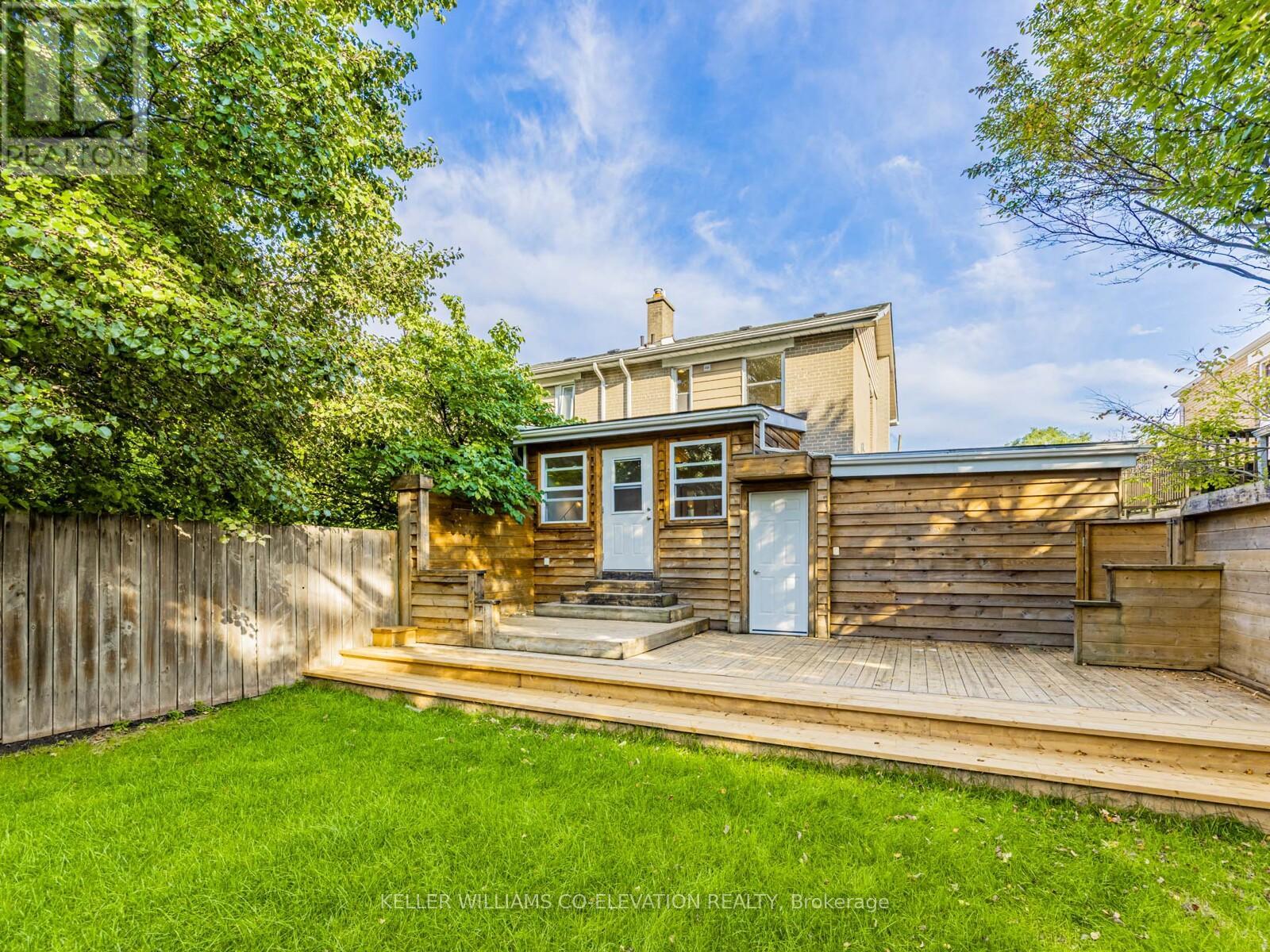 54 Pasadena Gardens, Toronto (Lambton Baby Point), Ontario  M6S 4R5 - Photo 32 - W12447562